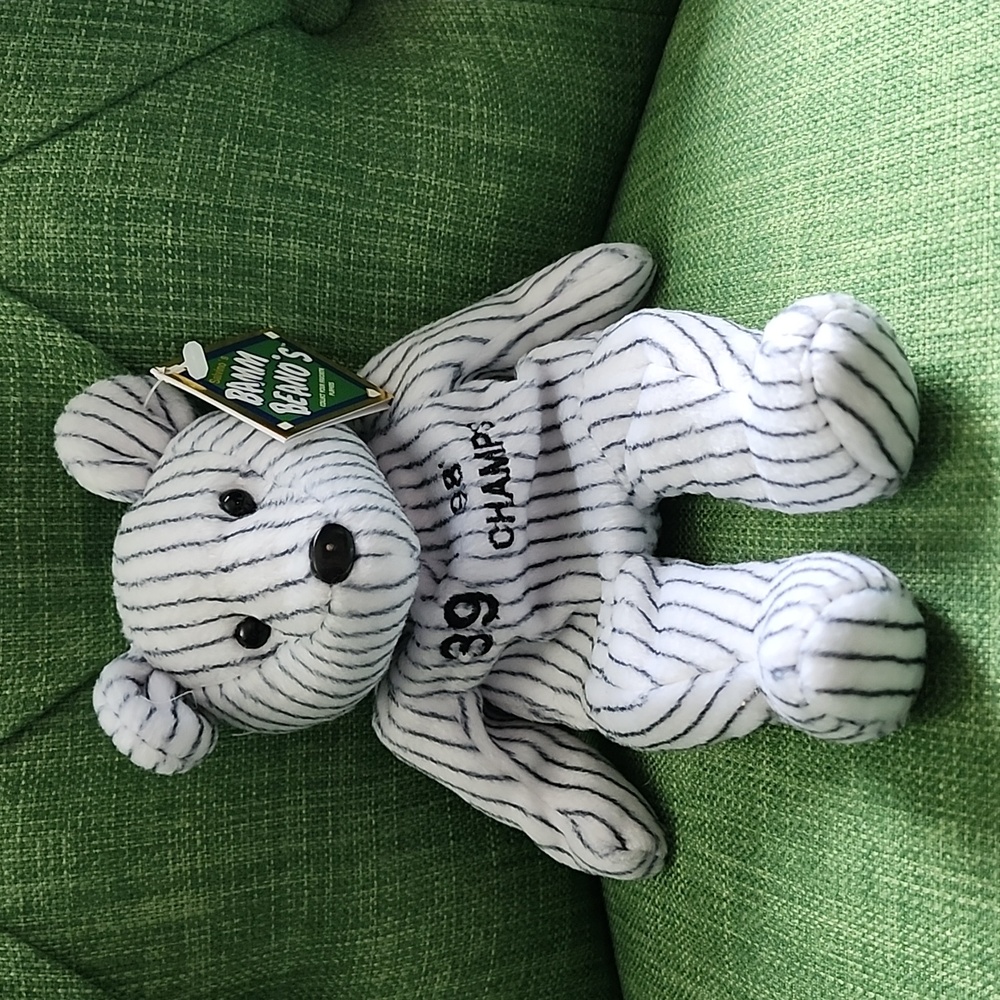 Bamm Beano's New York Yankees 98' Champs Collectible Bear